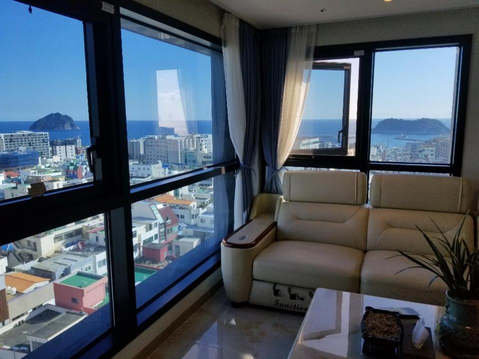 Hotel Dk Seogwipo Extérieur photo